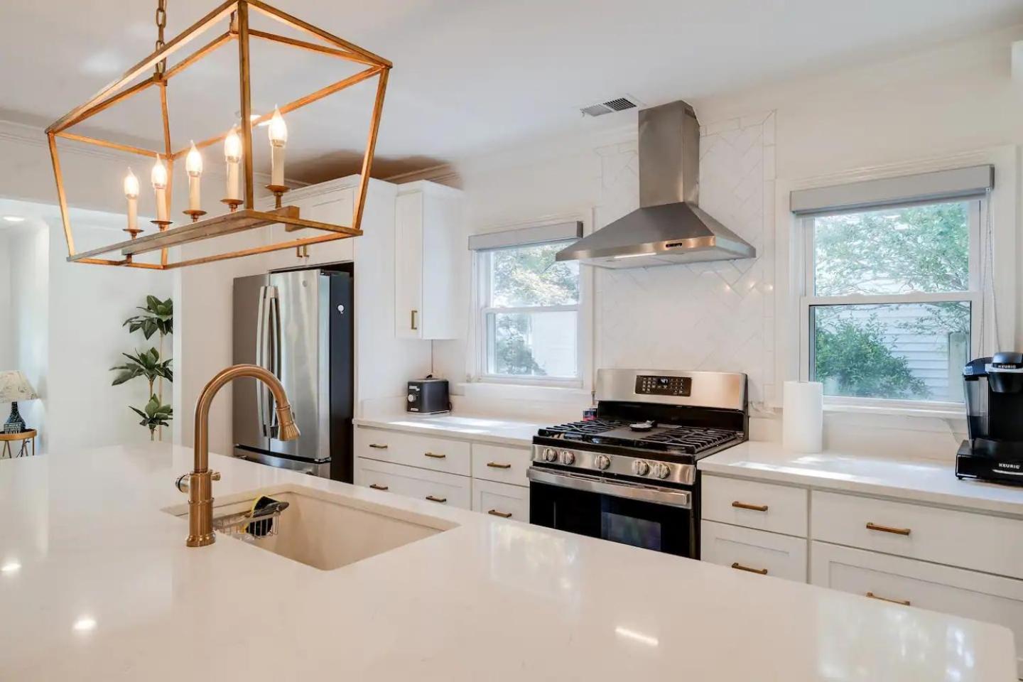 Holiday home Modern Cozy Residential Local Experience Louisville