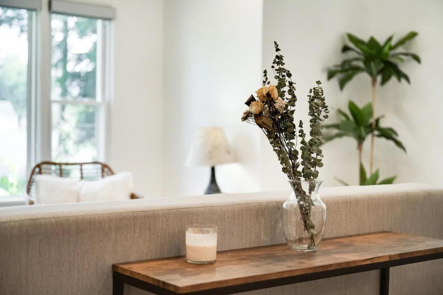 Modern Cozy Residential Local Experience Holiday home Louisville