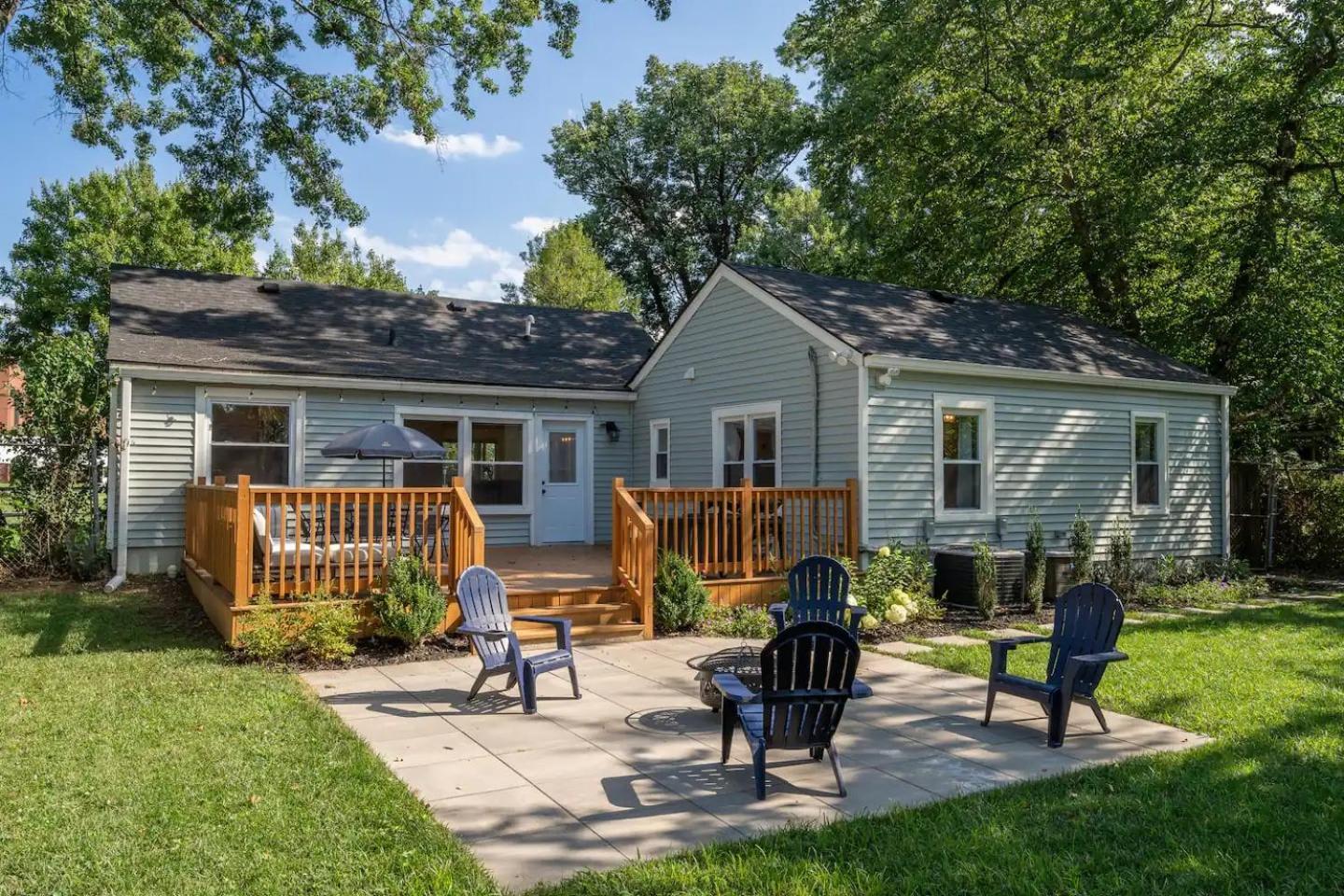 Modern Cozy Residential Local Experience Holiday home Louisville