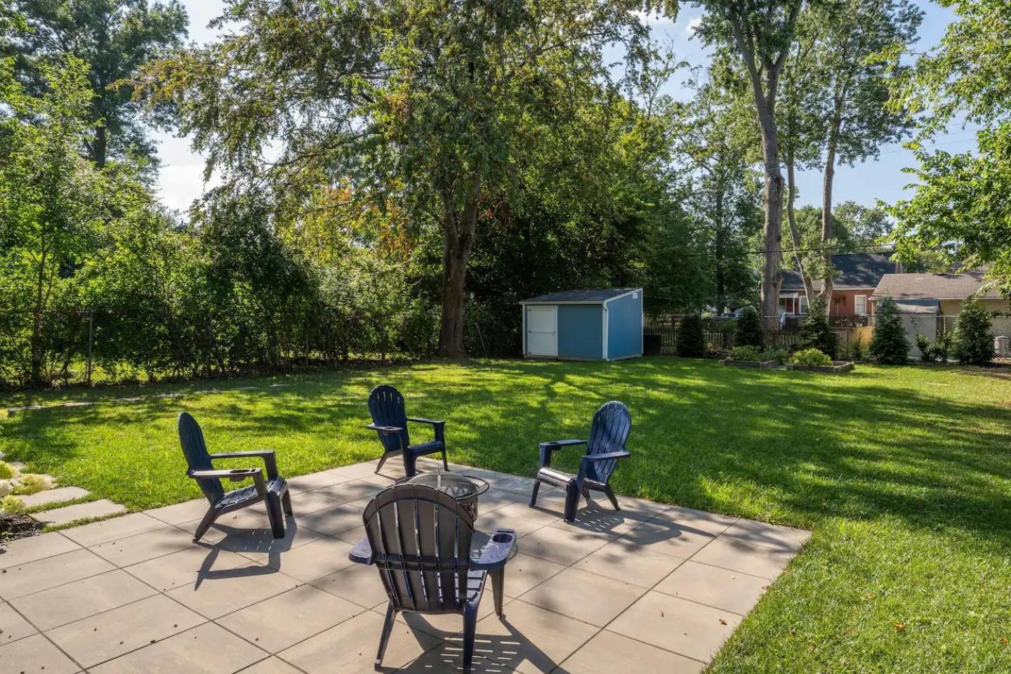 Modern Cozy Residential Local Experience Holiday home Louisville
